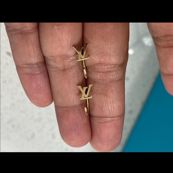 Solid 18k saudi gold earrings - Picture 4 of 5